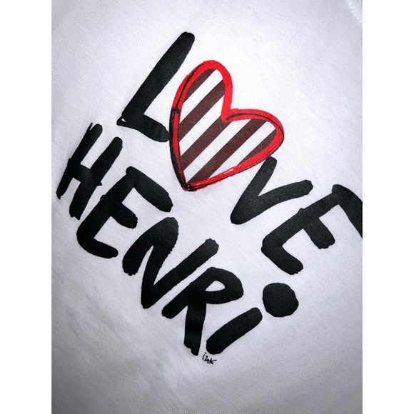 SOLD- Love Henri Bendel T-shirt - Picture 3 of 6